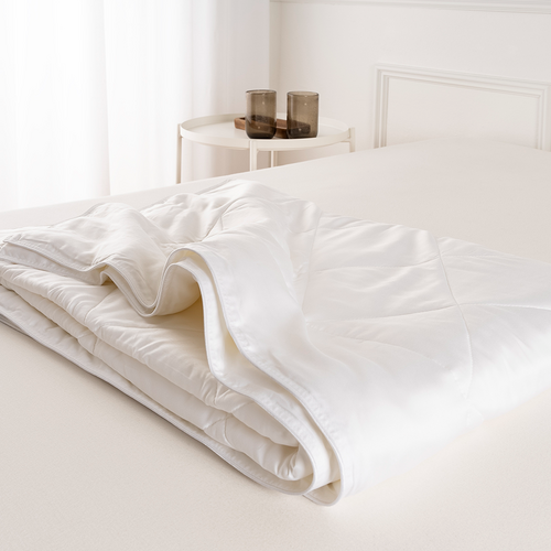 Bjørnø helårsdyne i bambus fra Arctic